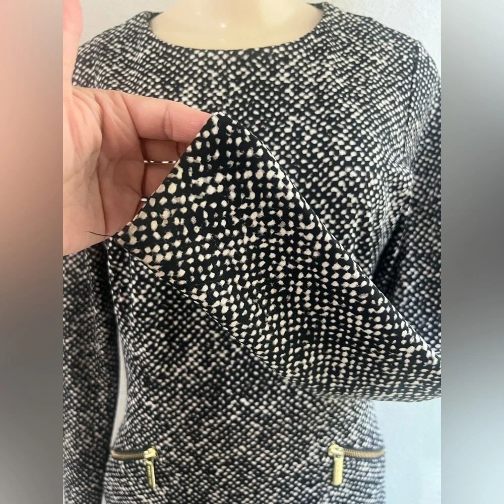 Michael Kors Blo/Wht Flare Skirt dress size 4